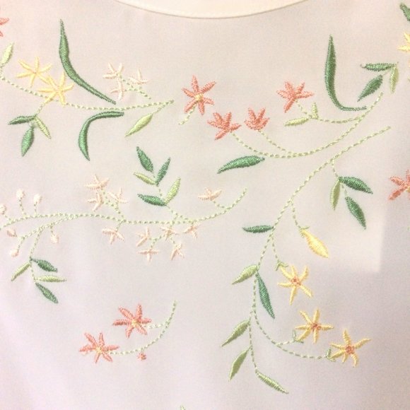 Laura Scott NWOT Vintage White Floral Embroidered Cottagecore Blouse Size XL - Picture 6 of 7
